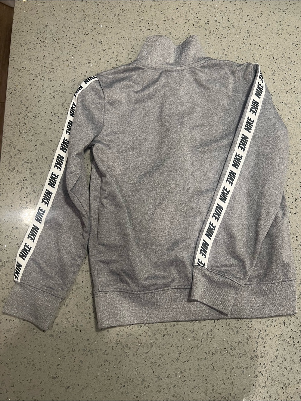 Nike Kids Gray Logo Track Jacket & Joggers Set size 5 - Picture 7 of 14